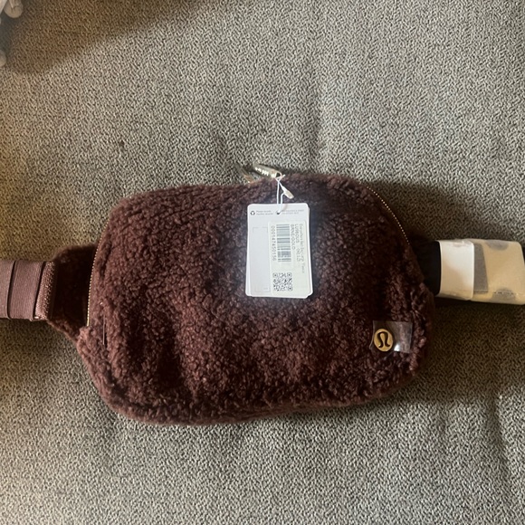 lululemon athletica Handbags - Lululemon belt bag